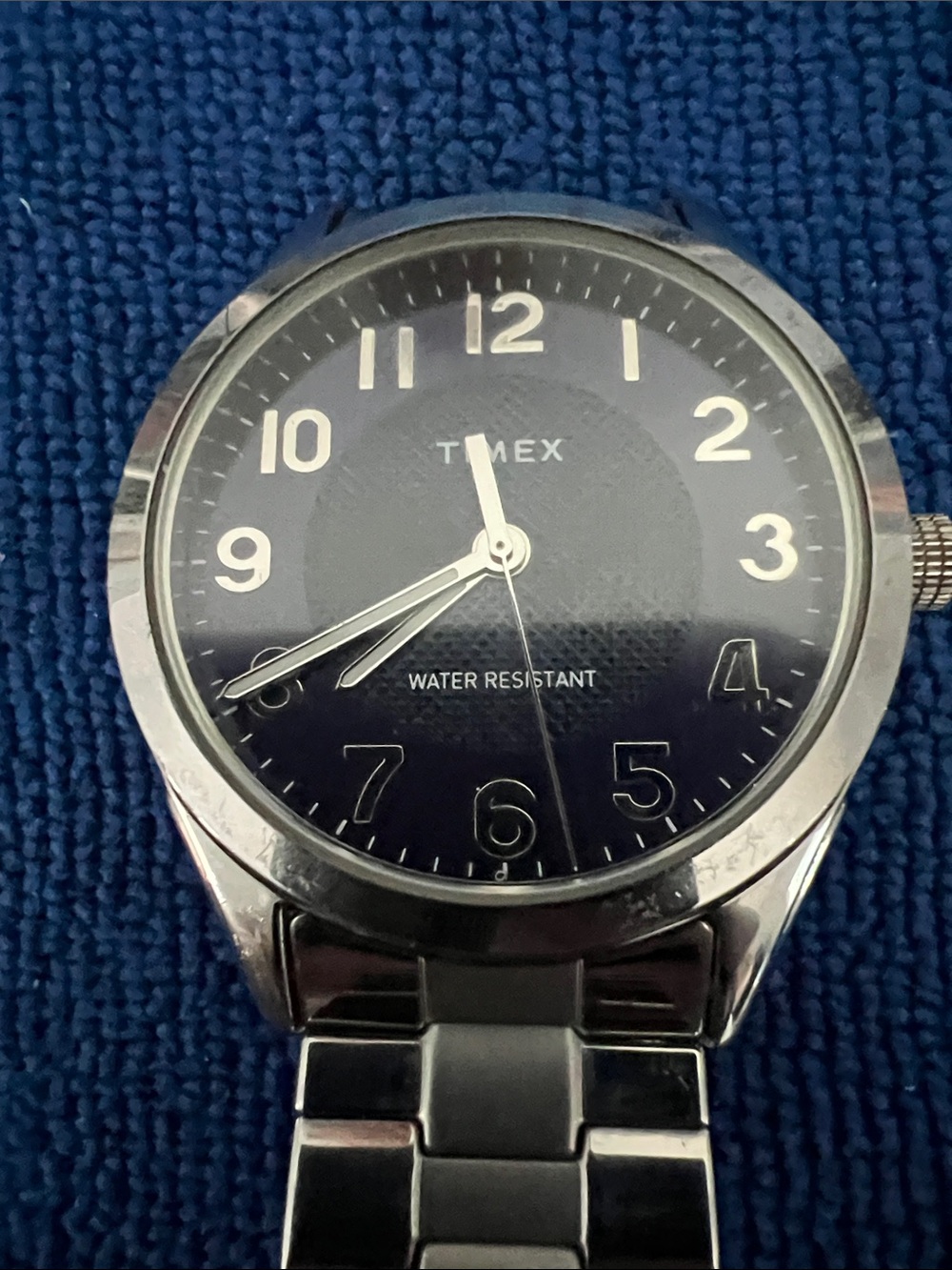 Timex Men's Black Dial Silver-Tone Bracelet Watch